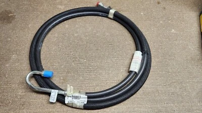 Manguera de refrigerante John Deere AT439957 NUEVA Foto 1 de 2