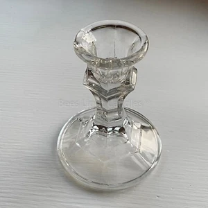 Kerzenhalter aus Glas mit Kegel, Klarglas für Kerzen. Kegel, Kerzenständer - Bild 1 von 1