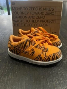 Nike Boys Dunk Low Next Nature DZ5634-800 Yellow Casual Shoes Sneakers Size 9C - Picture 1 of 6