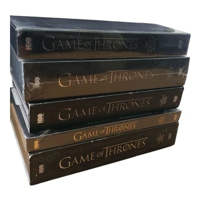 Game of Thrones Seasons Series 1-4  & 7 on DVD Season 2 & 4 are sealed Foto 1 de 4