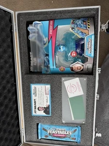 MR. BEAST Collector Edition Briefcase W/Feastables Chocolate & Beast Lab Toy-NEW - Picture 1 of 4