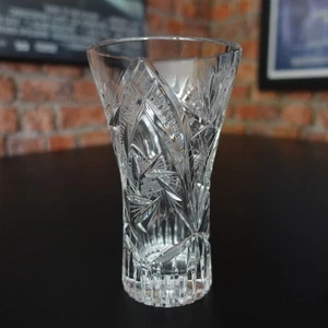 Vintage cut glass crystal vase – intricate floral & geometric pattern – clear – - Picture 1 of 8