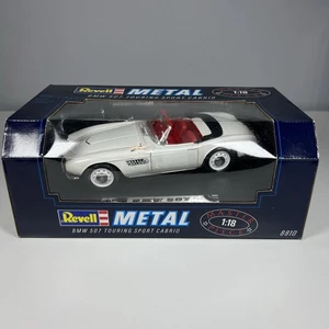 REVELL 1:18 1956 BMW 507 Touring Sport Cabriolet White 8810 - Picture 1 of 9