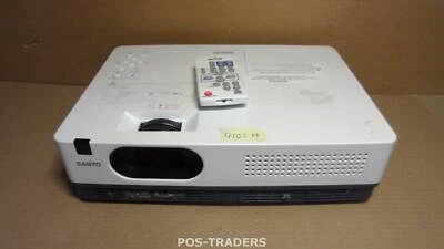 SANYO PLC-XD2600 Projector Beamer 3LCD XGA 2600 LUMENS - INCL REMOTE- 4102 HOURS - Bild 1 von 3