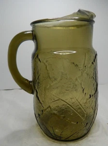 Vintage Anchor Hocking Sherwood Pitcher w Ice Lip Tawny Brown Leaf Pattern 9" - Picture 1 of 7
