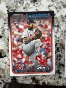2024 TOPPS ROOKIE CARD ST. LOUIS CARDINALS DREW ROM #476 - Picture 1 of 1
