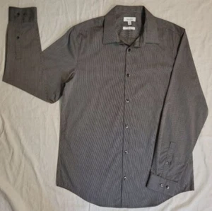 Neu ohne Etikett Calvin Klein Infinite cooles bügelfreies Nadelstreifen Hemd mit Knopfleiste Gr. M - Bild 1 von 8