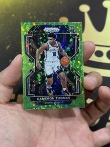 2021-22 PANINI PRIZM #297 CAON TTHOMAS ROOKIE DISCOTECA VERDE/5 SSP - Foto 1 di 10