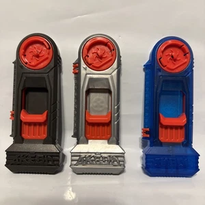 Legends Of Akedo Controller Joystick Confezione da 3 - Nero Argento e Blu da Collezione - Foto 1 di 2