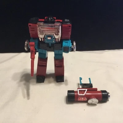 Vintage 1984 Hasbro Transformer Perceptor Autobot & weapon  (A9) - Image 1 of 4