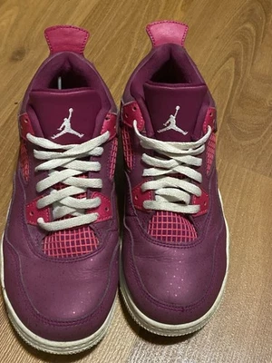 Jordan 4 retrô Dia dos Namorados 2019 BQ7671-661 infantil tamanho 1 - Imagem 1 de 3