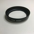 Sony lens hood (SH0006) for Sony DT 18-70mm F3.5-5.6 lens - like new