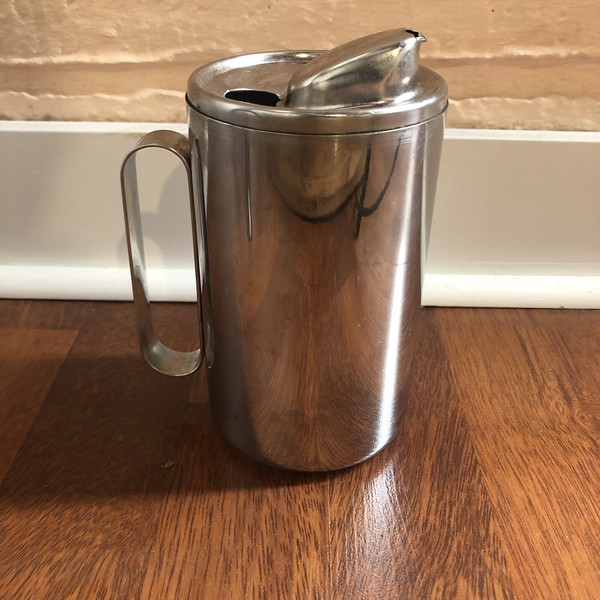 Milk Frothing Pitcher Stainless Steel Coffee Steaming Pitcherwith Home Use Photo Related