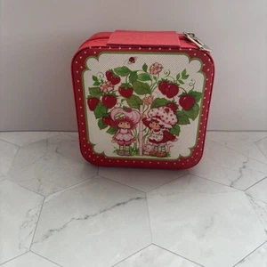 Strawberry Shortcake Red Square Jewelry Box Front & Back Graphics - Picture 1 of 3