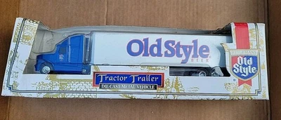 Ertl  1/64th Heilemans Old Style Beer Tractor Trailer 1995 T473 - Image 1 of 4