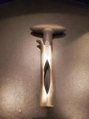 Pampered Chef Corer Apple Corer Open Box - Image 1 of 2