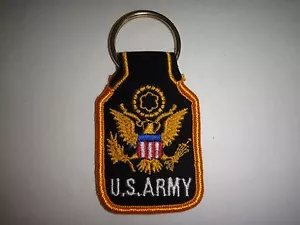 US Army Machine Embroidered Insignia Logo On Velvet Background Key Chain - Picture 1 of 3