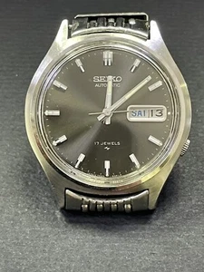 Vintage SEIKO 7009-8028 automatic Gray DIAL DAY DATE SS Jubilee 37m Watch R10 - Picture 1 of 12