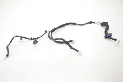 Arnés de cableado puerta trasera derecha pasajero Nissan Frontier Pro-4X 2022-2023  Foto 1 de 4