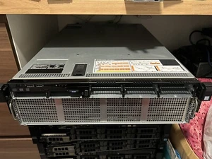 Dell Poweredge R630 2x Xeon E5-2640 v3 16 GB RAM IDRAC Enterprise PERC - Foto 1 di 3