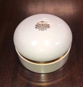 Contenedor para polvo de lino blanco Estee Lauder solo vacío de plástico de colección - Imagen 1 de 10