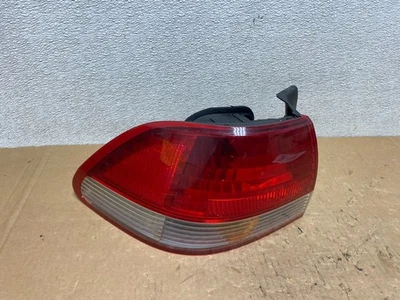 Luz trasera izquierda conductor 4 puertas Honda Accord 2001 a 2002 sedán OEM V5212 DW Foto 1 de 4
