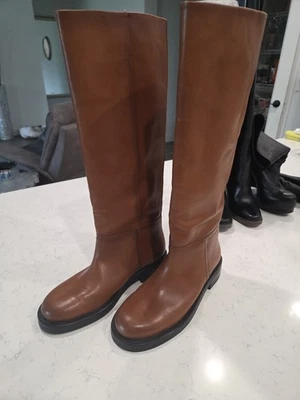 Botas de cuero tostado Zara para mujer talla 37 equitación dinero antiguo Foto 1 de 4