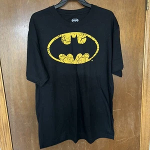 DC Comics Batman Cracked Bat Logo Neu Etikett Groß - Bild 1 von 4