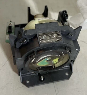 Ersatzlampe für Panasonic ersetzt: ET-LAD60 / APOG-9136 - Bild 1 von 3