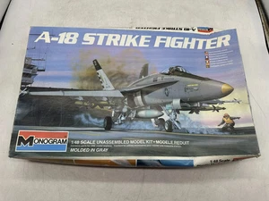 Monogram A-18 Strike Fighter 1:48 Flugzeug Mode Kit Neu in Open Box - Bild 1 von 7