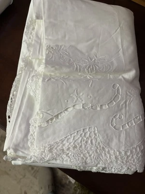 NUEVO EN PAQUETE Falda Cama King Crochet Encaje Polvo Volantes Blanca De Colección. "100% algodón 13,25"" caída"  Foto 1 de 4