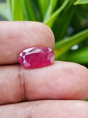 AIG CERTIFIED 2.92CTS  RED NATURAL RUBY OVAL SHAPE LOOSE GEMSTONES - Image 1 of 4