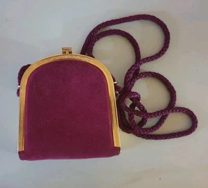 Vintage Faigan Of Melbourne Burgundy Velvet And Gold Over Shoulder Evening Bag - Picture 1 of 7