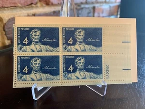 1959 #1116 Abraham Abe Lincoln Statue 4 Cent Stamp U.S. Postage - Block of 4 - Bild 1 von 2