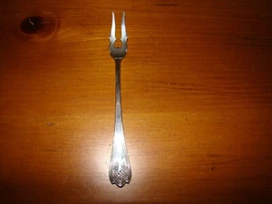 Blossom by SSMC Sterling Silver Olive or Pickle Fork 6" - Picture 1 of 2