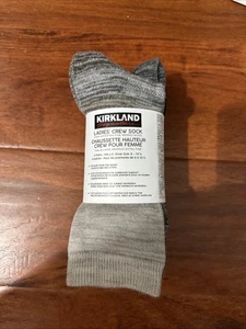 Kirkland Signature Women's Crew Socks 4-Pack, Multicolor, Size 6-10 - Picture 1 of 4