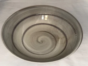 Japanese pottery bowl Koishiwara 10.5" Wide 3" Tall Swirl Design Japan - Picture 1 of 5