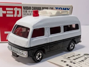 est Tomica 75 Nissan Caravan Police Car "180 : Post" Regular postage 290 , 110 - Picture 1 of 4