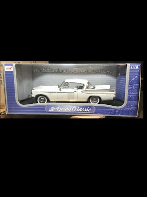 1957 Studebaker Golden Hawk White 1:18 Anson 30384 - Image 1 of 3