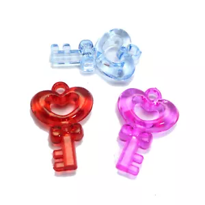 20 gemischte Farben Transparent Acryl Herz Schlüssel Charm Anhänger 1,45 Zoll Zum Selbermachen Lustiges Spielzeug - Bild 1 von 6