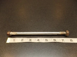 1976 YAMAHA XT500 XT 500 VINTAGE FRONT BOTTOM MOTOR MOUNTING BOLT - Picture 1 of 9