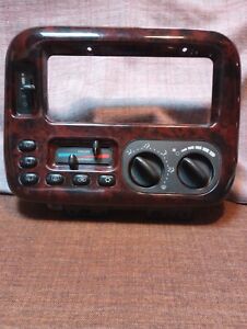 1998 1999 2000 Dodge/Chrysler Town and Country Caravan Climate Control Panel