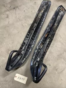 BOMBARDIER SKI-DOO 1996 GRAND TOURING 670 OEM SKI SET + CARBIDE RUNNERS - Picture 1 of 6