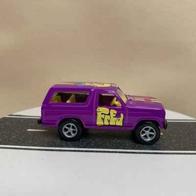 Racing Champions ‘80 Ford Bronco 2-Door SUV Fred Scooby Doo Purple/Yellow NM - Image 1 of 4