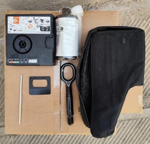 Original Audi Reifen und Reifen aufpumpen und reparieren Kit mit Kompressor - Bild 1 von 6