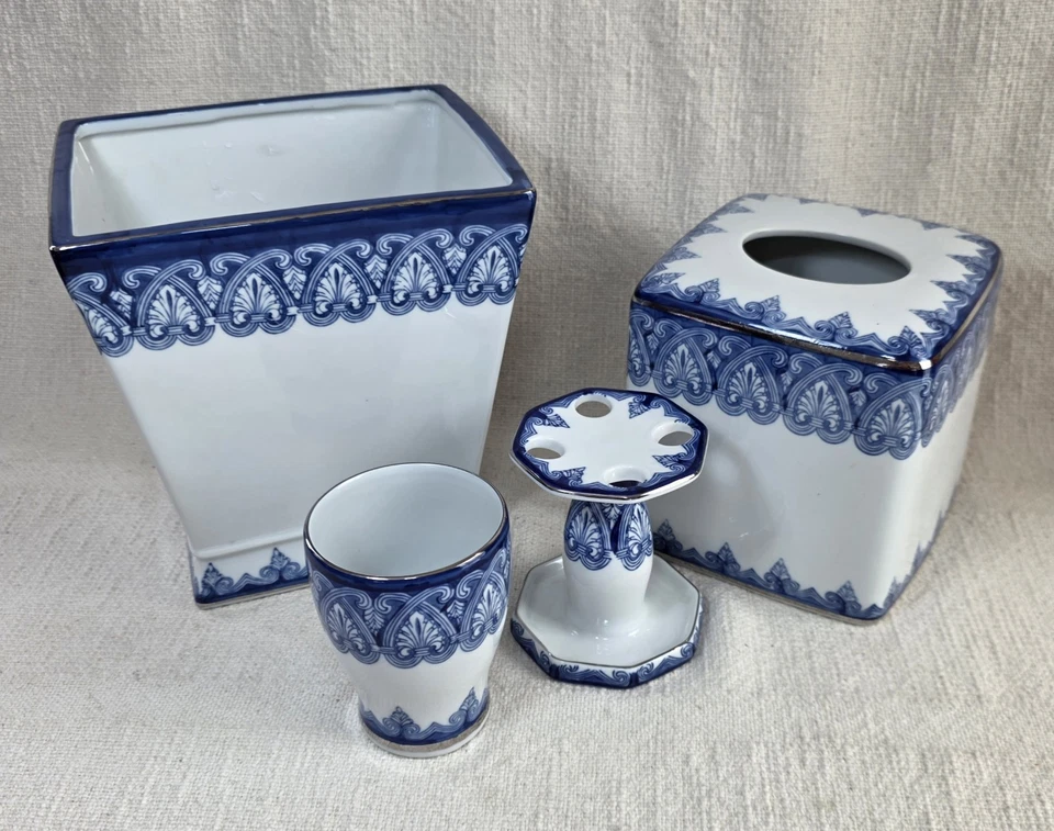 Bombay Co. набор для ванной синий и белый мусор ткани и держатель зубной щетки чашка б/у в отличном состоянии  - Изображение 1 из 4