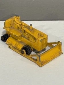 Matchbox #18 Caterpillar Bulldozer Original No Rollers Lesney England Parts 1H13 - Picture 1 of 9