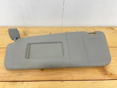 04-07 BMW E60 530i 525i 550i LADO IZQUIERDO DEL CONDUCTOR Parasol delantero Parasol con espejo retrovisor Foto 1 de 4