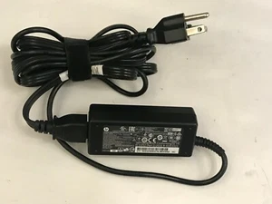 HP OEM 19.5, 45W POWER ADAPTER FOR ELITEBOOK 820 G2, 744481-002 - Picture 1 of 3