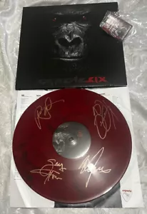 EXTREME SIX HAND SIGNED LP Marbled VINYL Guitar Pick PAT BADGER VIP 2023 MELB - Foto 1 di 16